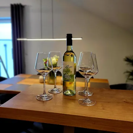 Gemuetliche Fuer Max 4 Personen * Hochburg-Ach